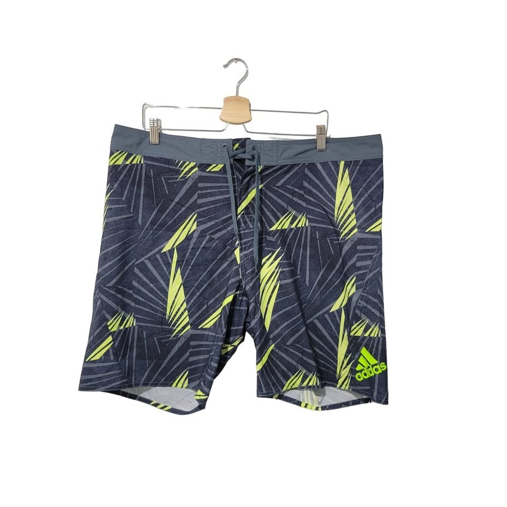 Adidas Men's Shorts Size 28 L 19 Gray- Green Swimwear Floral